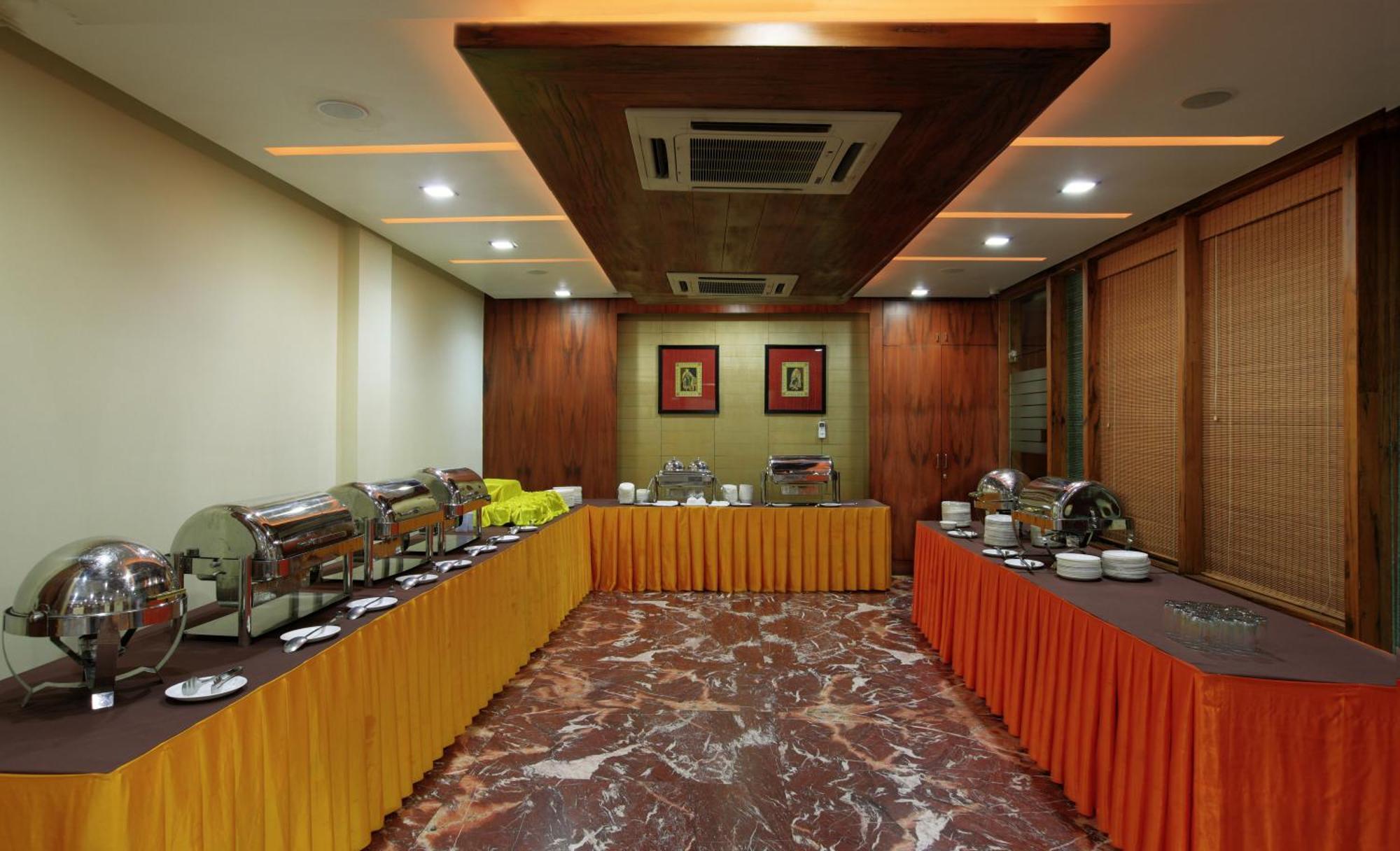Hotel Mayura Raipur  Luaran gambar