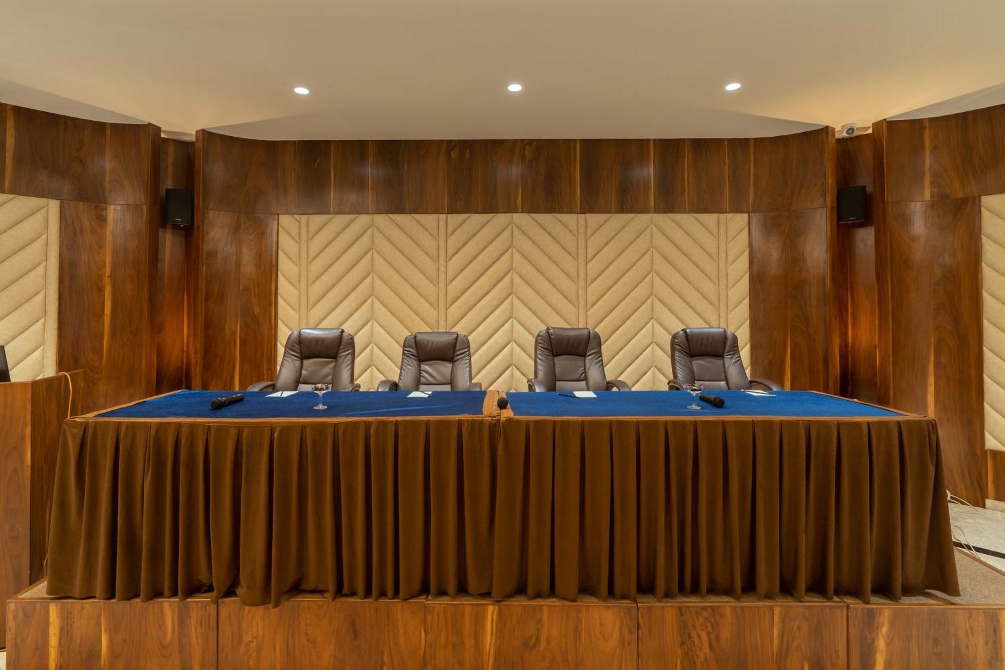 Hotel Mayura Raipur  Luaran gambar