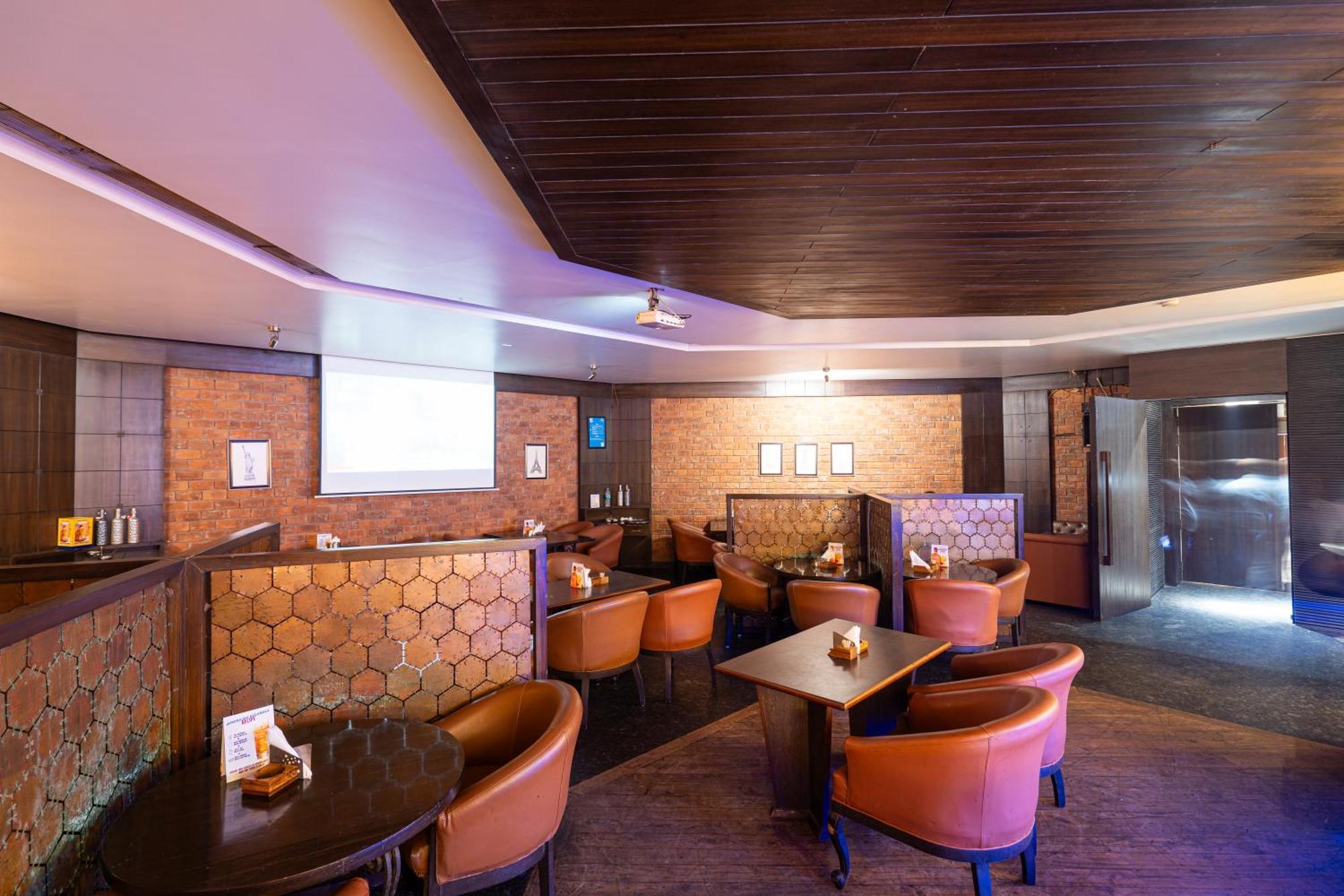 Hotel Mayura Raipur  Luaran gambar
