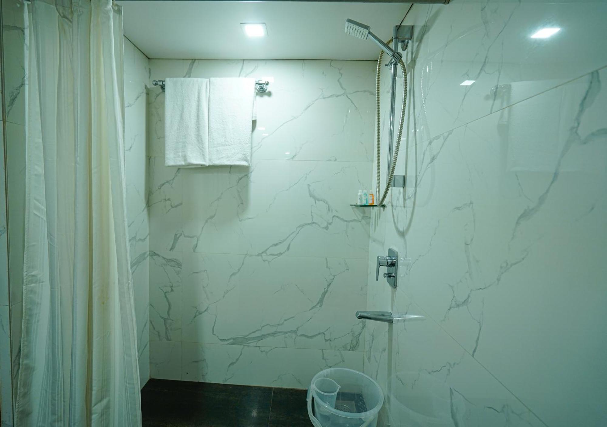 Hotel Mayura Raipur  Luaran gambar